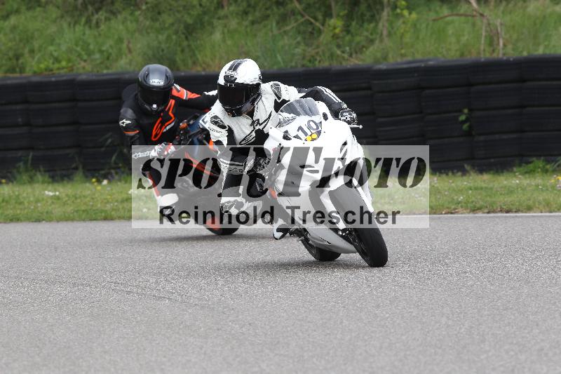 Archiv-2025/10 23.04.2025 Cornu Master School ADR/rot-rouge/10